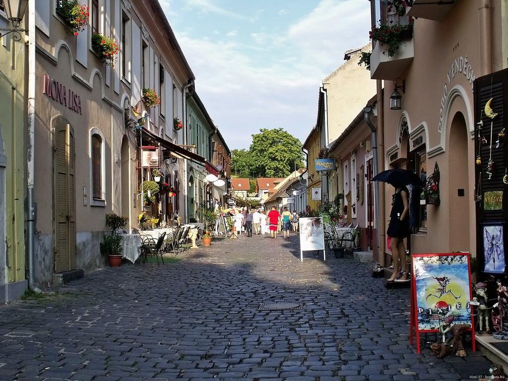 Relax Apartman Eger Exterior foto