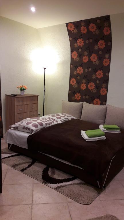 Relax Apartman Eger Exterior foto